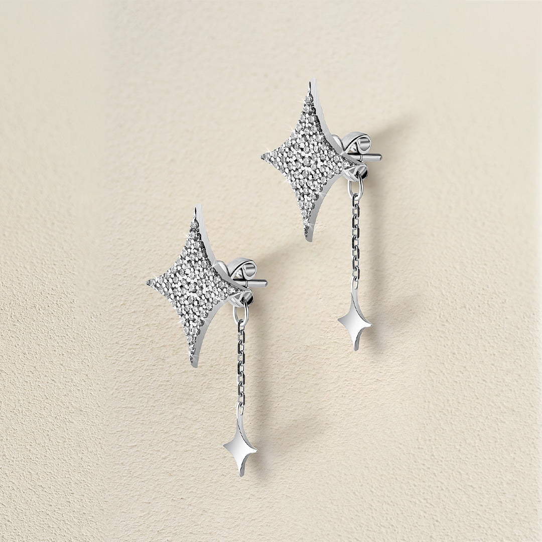 Sparkle earrings, Front view